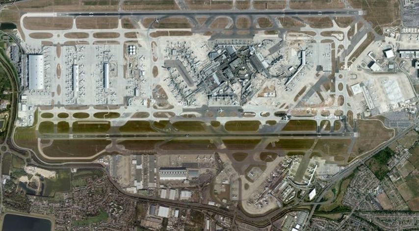 London Heathrow Airport (LHR) Source: dilemma-x.net